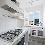 Apartamento Modern, Contemporary Flat-15 Minutes To Venice