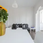 Modern, Contemporary Flat-15 Minutes To Venice Apartamento *