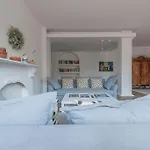 Modern, Contemporary Flat-15 Minutes To Venice