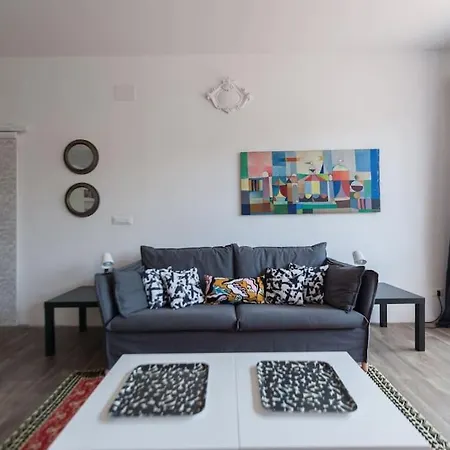 Modern, Contemporary Flat-15 Minutes To Venice Apartamento